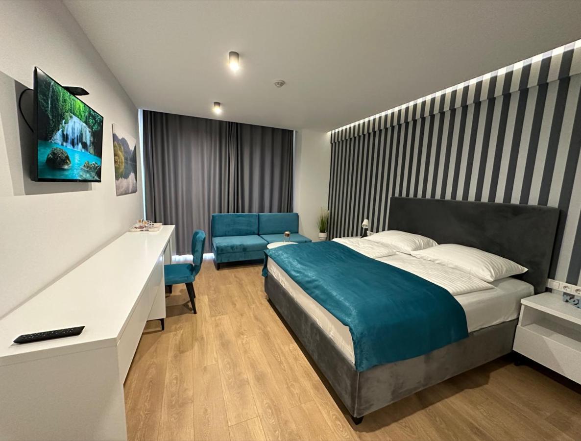 Hotel Gold Jet Bihać Buitenkant foto