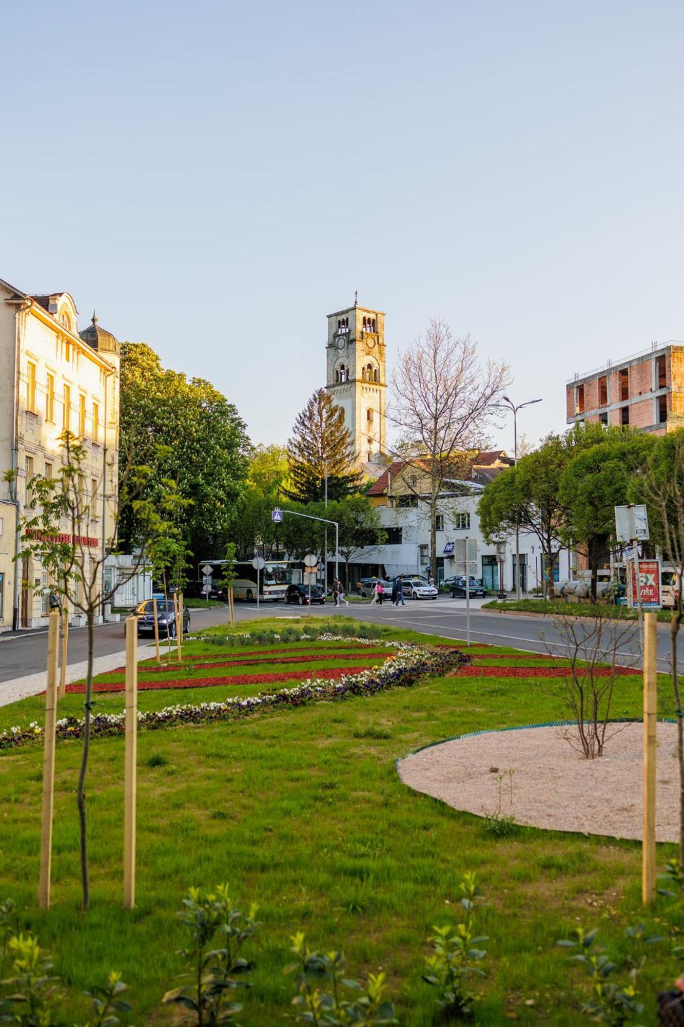 Hotel Gold Jet Bihać Buitenkant foto