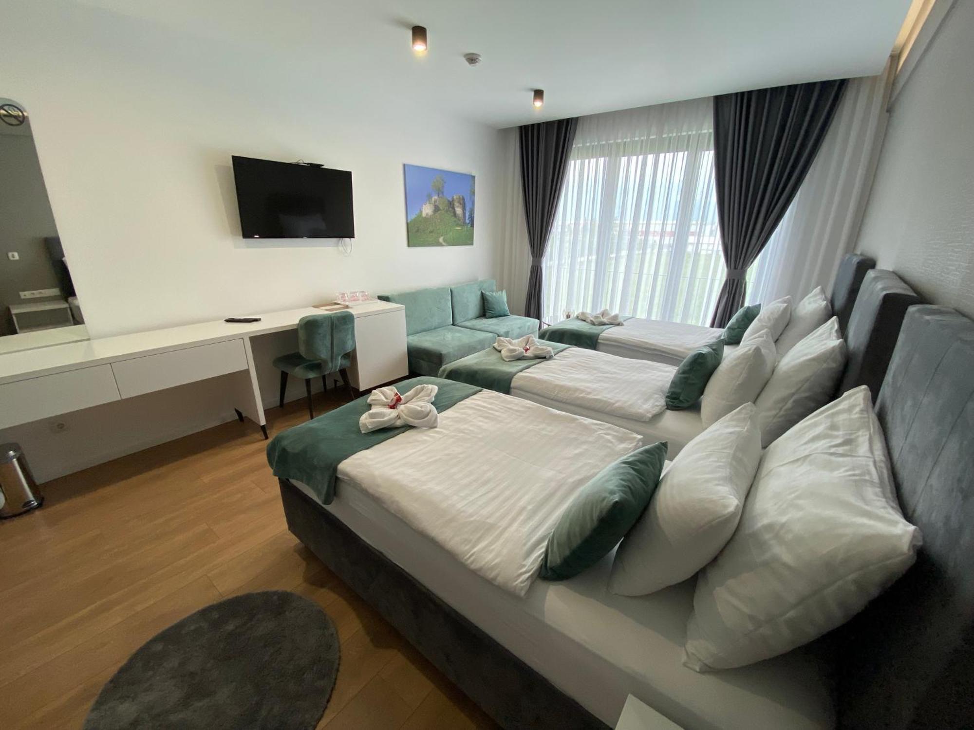 Hotel Gold Jet Bihać Buitenkant foto
